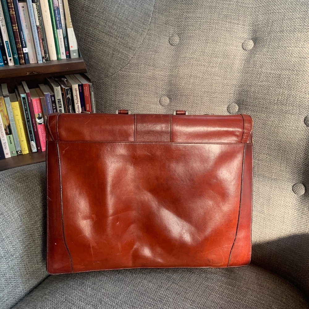 Full-grain vegetable-tanned leather briefcase - made in Italy - Bosca - Picture 5 of 12